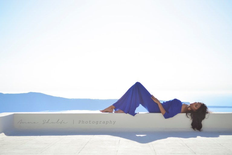 Santorini personal photo session.