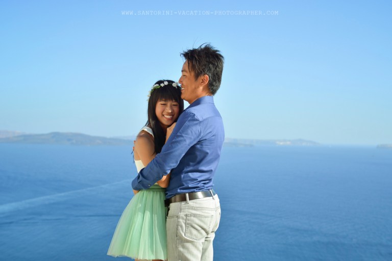 Santorini-photographer-destenation-portrait-photo-shoot-006