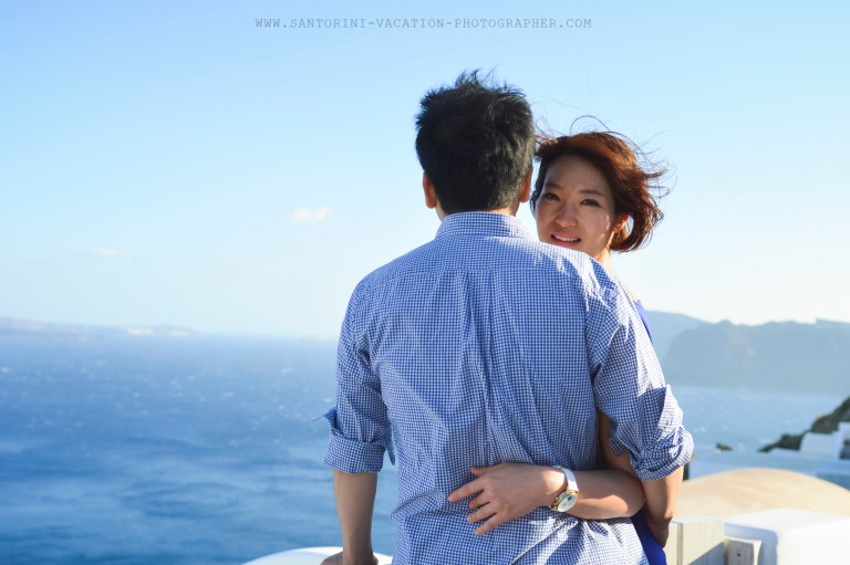Couple portraits in Santorini. In love from Korea.
