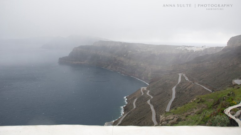 Snow-in-Santorini-2015-winter (3)