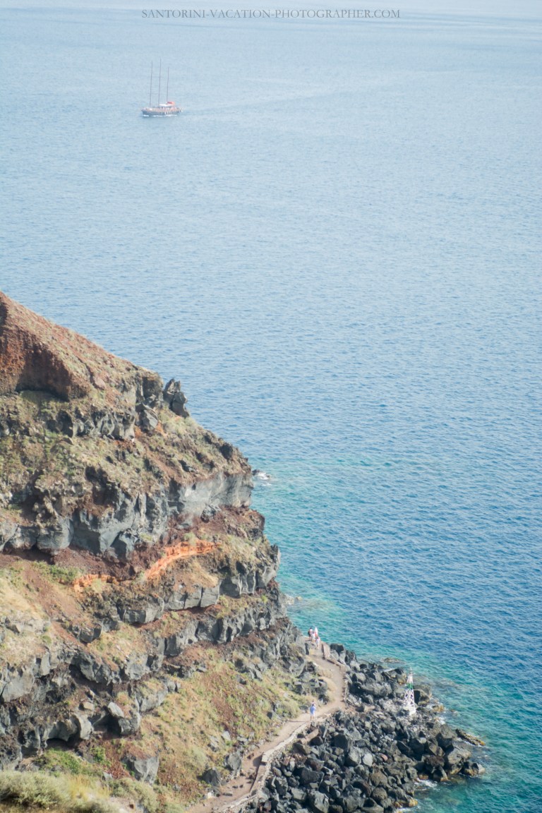 Santorini-lifestyle-photographer-Oia-photoshoot-pre-wedding-{Sequence # (001)»}-13