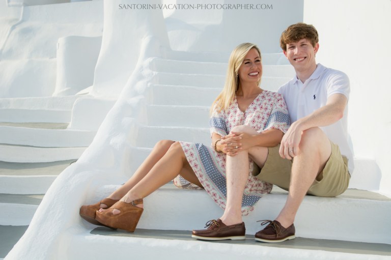 Honeymoon-in-Santorini-photo-shoot-lifestyle-portrait-003