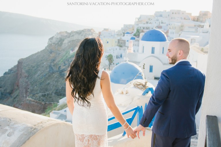 HONEYMOON SESSION IN SANTORINI-destination-romantic-adventure-4