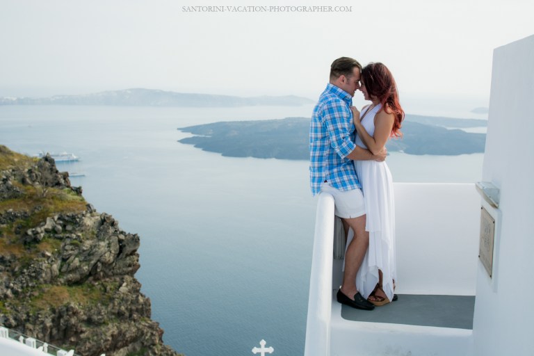 Destination-honeymoon-photo-session-Santorini-002
