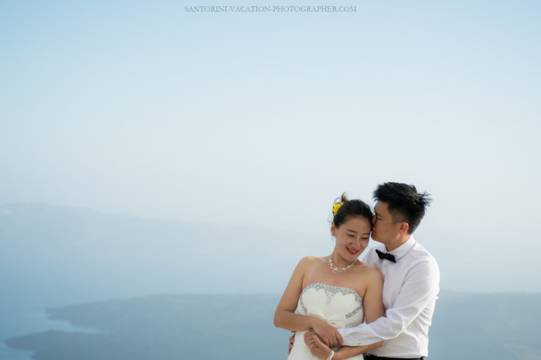 Santorini-photo-shoot-romantic-love-story-006