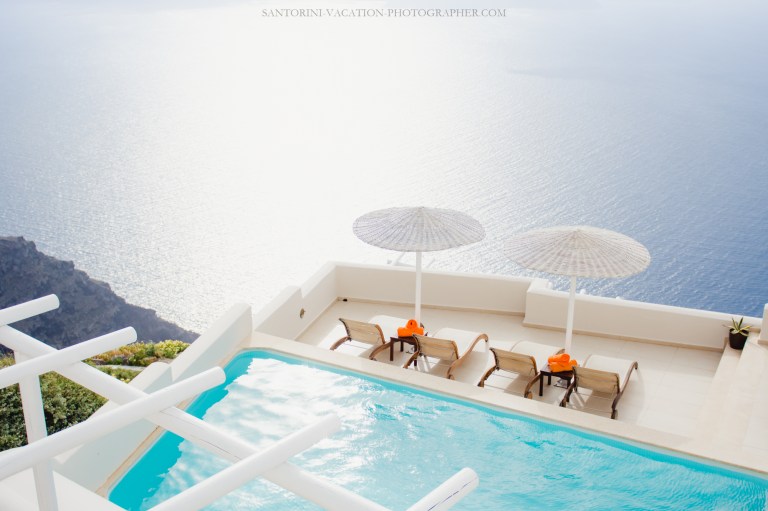 santorini-swiming-pool-greece-trip