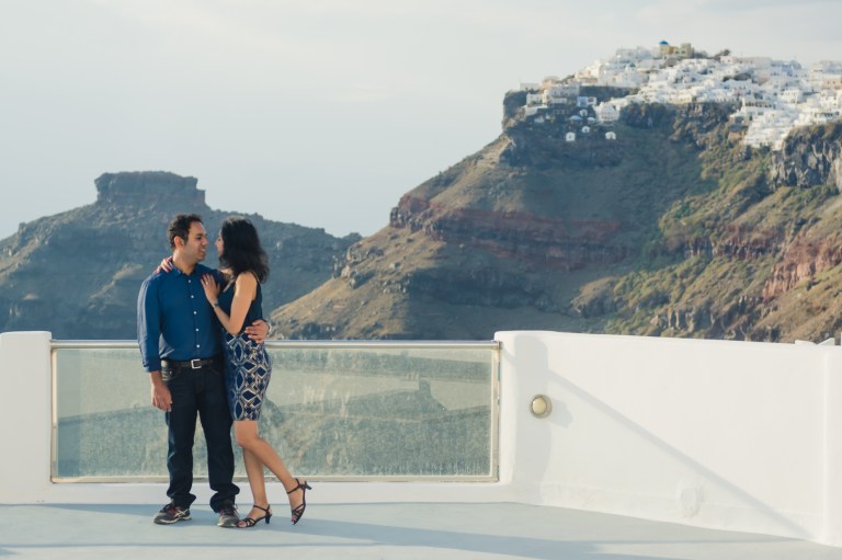 Santorini-caldera-couples-session-destination-proposal-location-003
