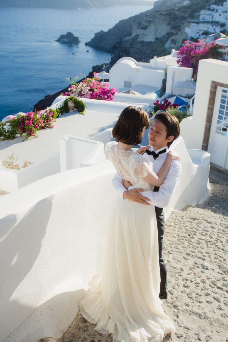 natural-light-bride-santorini-post-wedding-session-oia-007