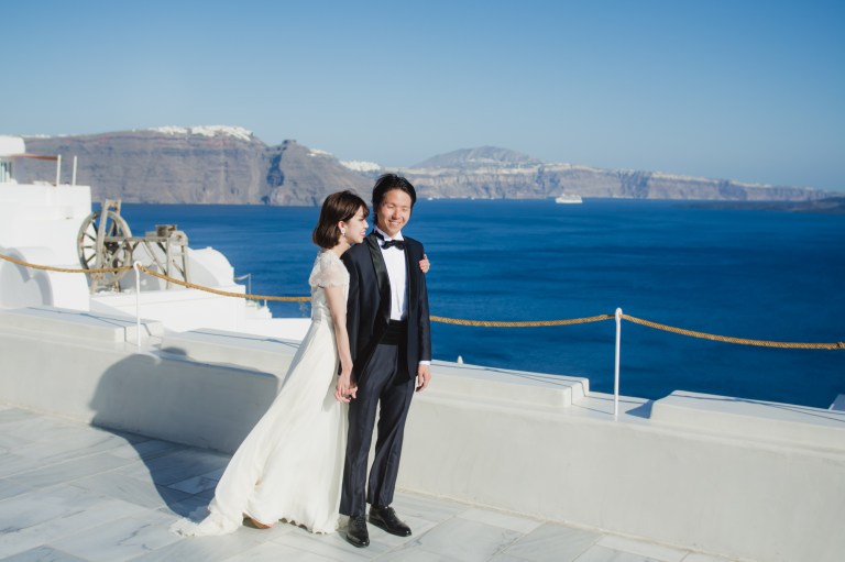 santorini-post-wedding-photo-shoot-photographer-greece-005