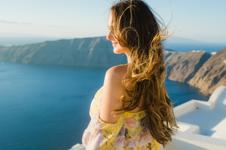 babymoon-photo-shoot-pregnancy-session-santorini-travel-008