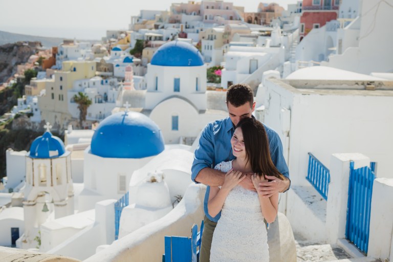 Photo-shoot-on-Santorini-travel-trip-004