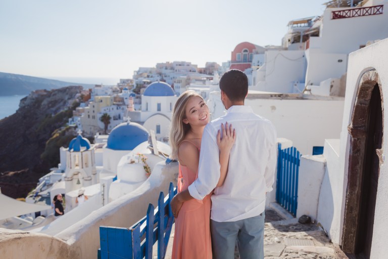 Wedding-anniversary-in-Santorini-village-Oia-002