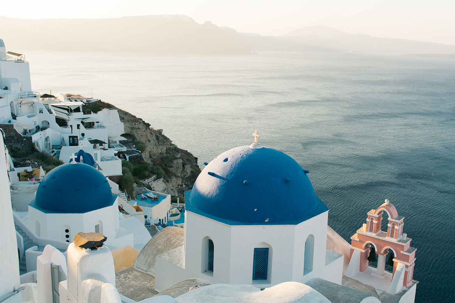 When to visit Santorini?