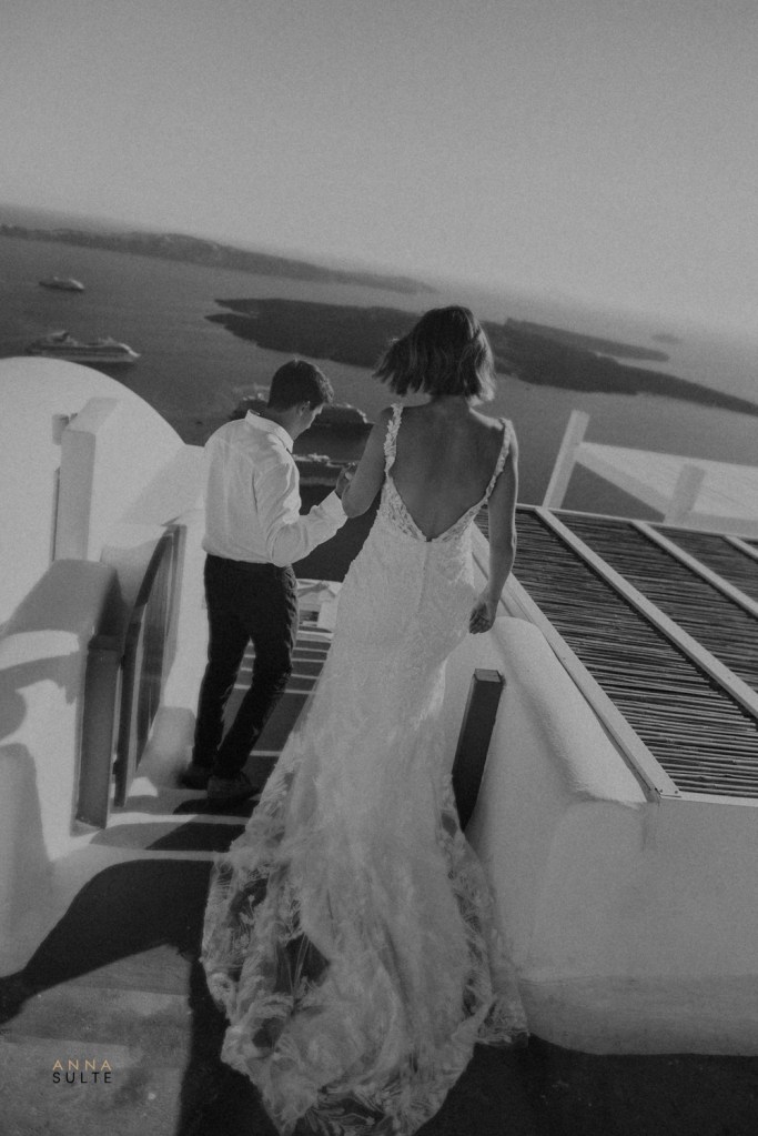 Bride. Black and white photo from Santorini.