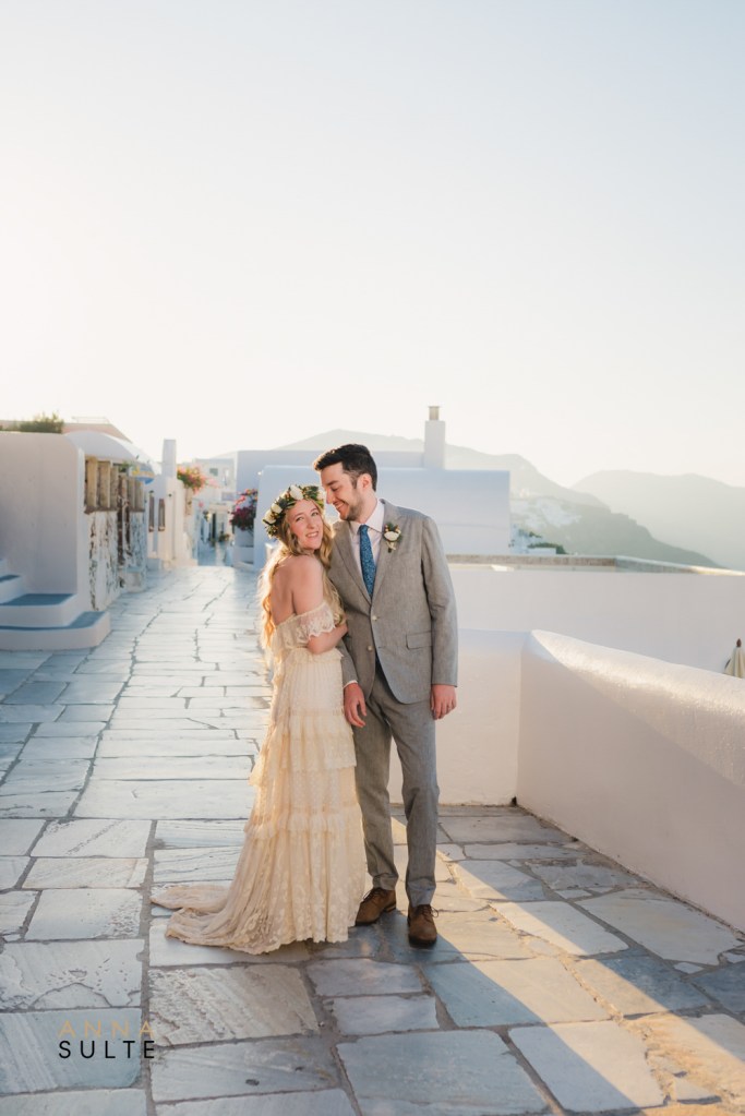 Boho style wedding dress during a Santorini photo session in Oia